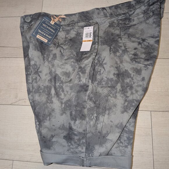 NWT Democracy Plus Size Stretch Shorts Size 24WP - 24 WP - Picture 2 of 3